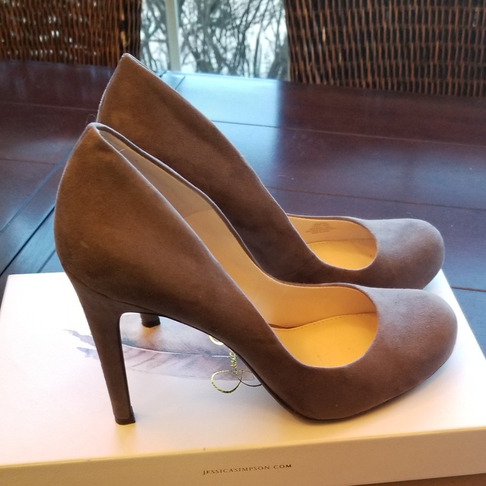 Women's Pumps